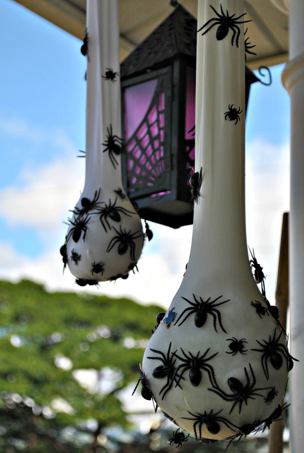 50 Best DIY Halloween Outdoor Decorations for 2019