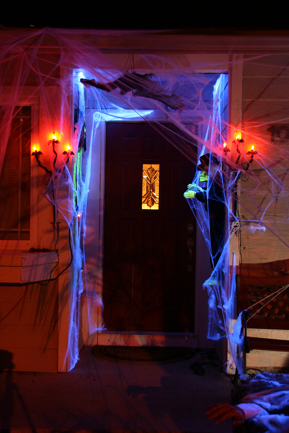 Frighteningly Fun Halloween Decorations For Your Garage Door