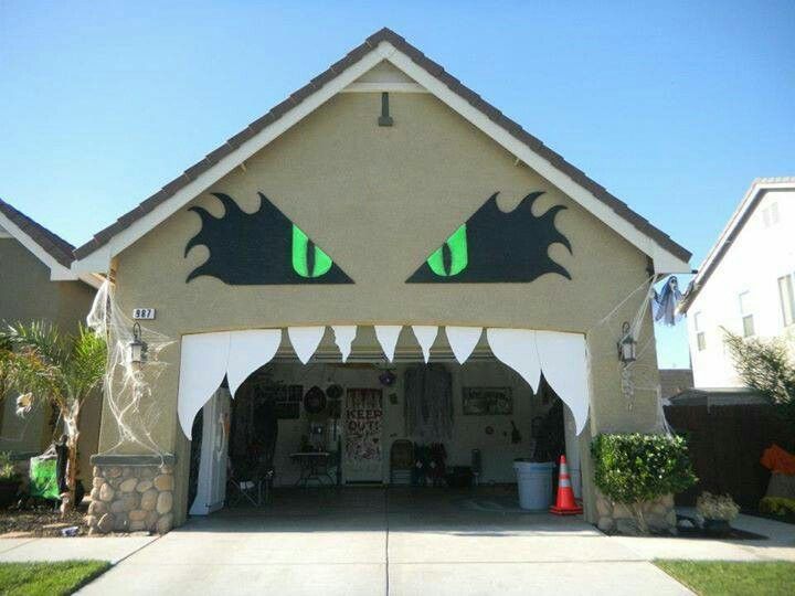 Creatice Garage Door Halloween Lights 