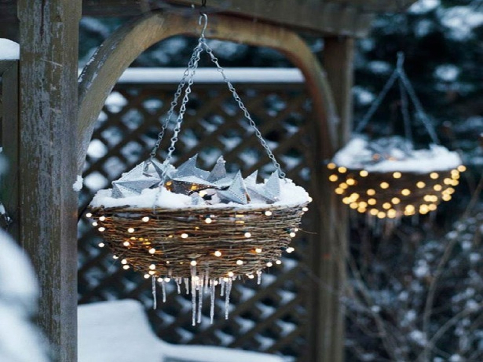 50 Best Outdoor Christmas Decorations for 2017