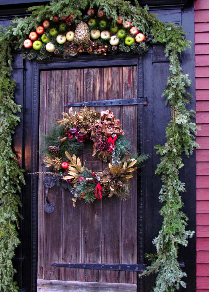 30 Top Photos Outside Christmas Door Decorations : Top Christmas Door Decorations Christmas Celebration All About Christmas