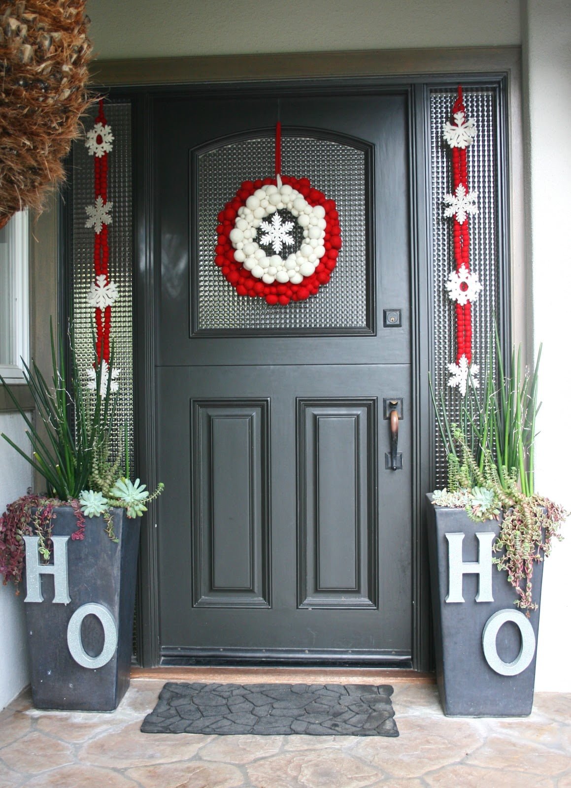 50 Best Christmas Door Decorations For 2020