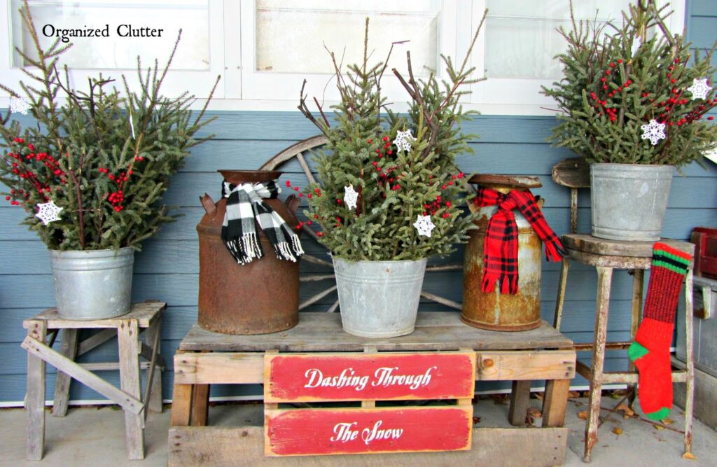 50 Best Outdoor Christmas Decorations for 2021