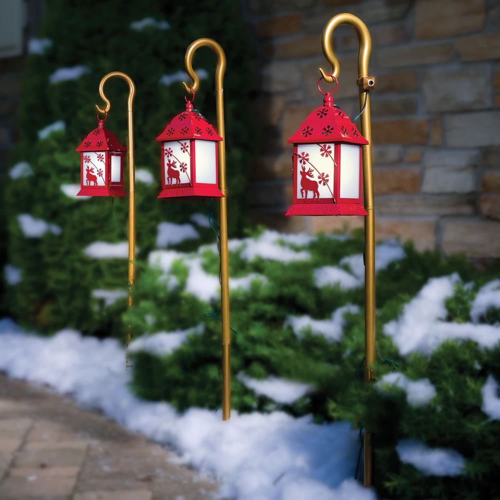 50 Best Outdoor Christmas Decorations for 2020