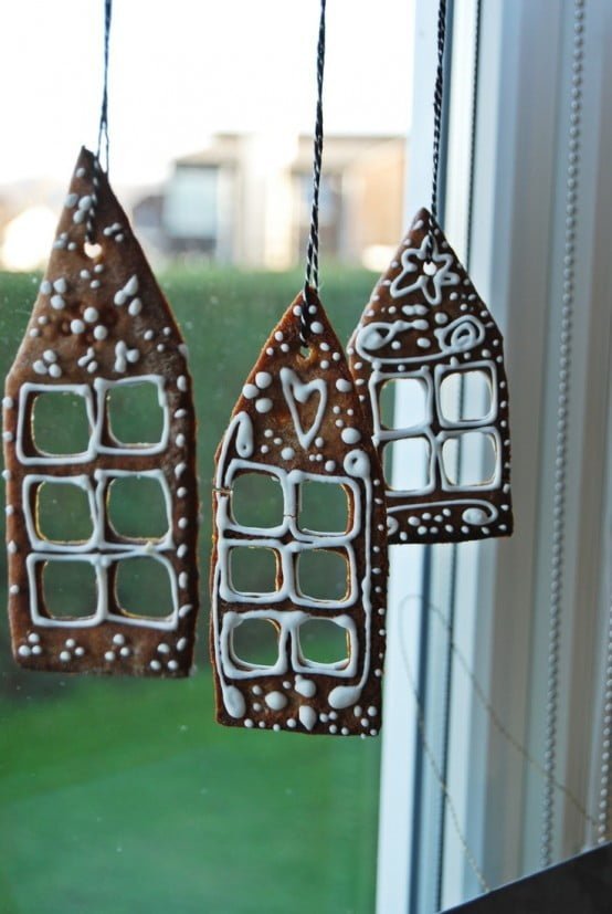 DIY Christmas Window Decorations