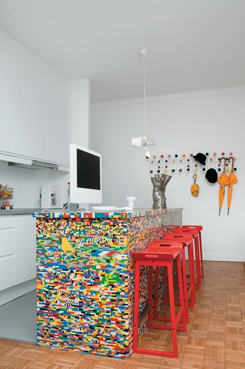 A LEGO-inspired Kitchen? Why Not!