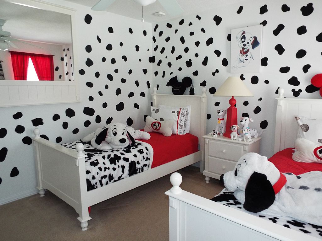 15 Disney Inspired Rooms That Will Make You Want To Redo