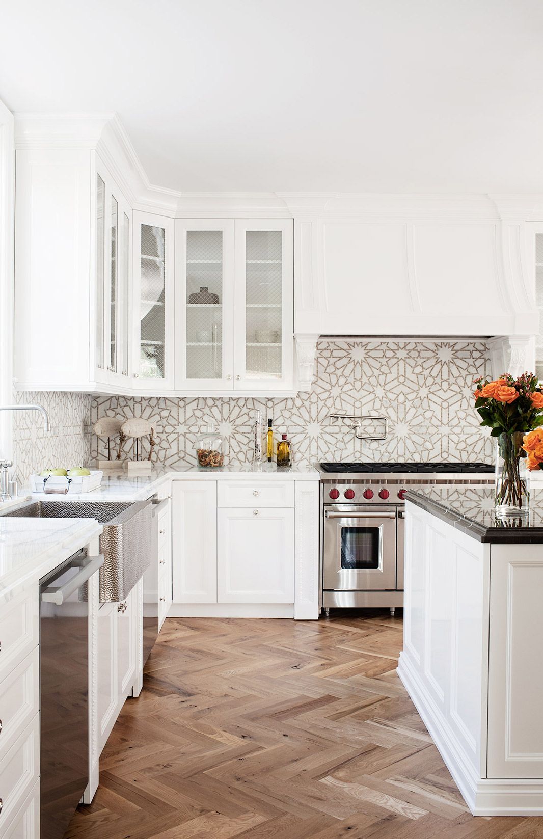 kitchen tile backsplash ideas with white cabinets