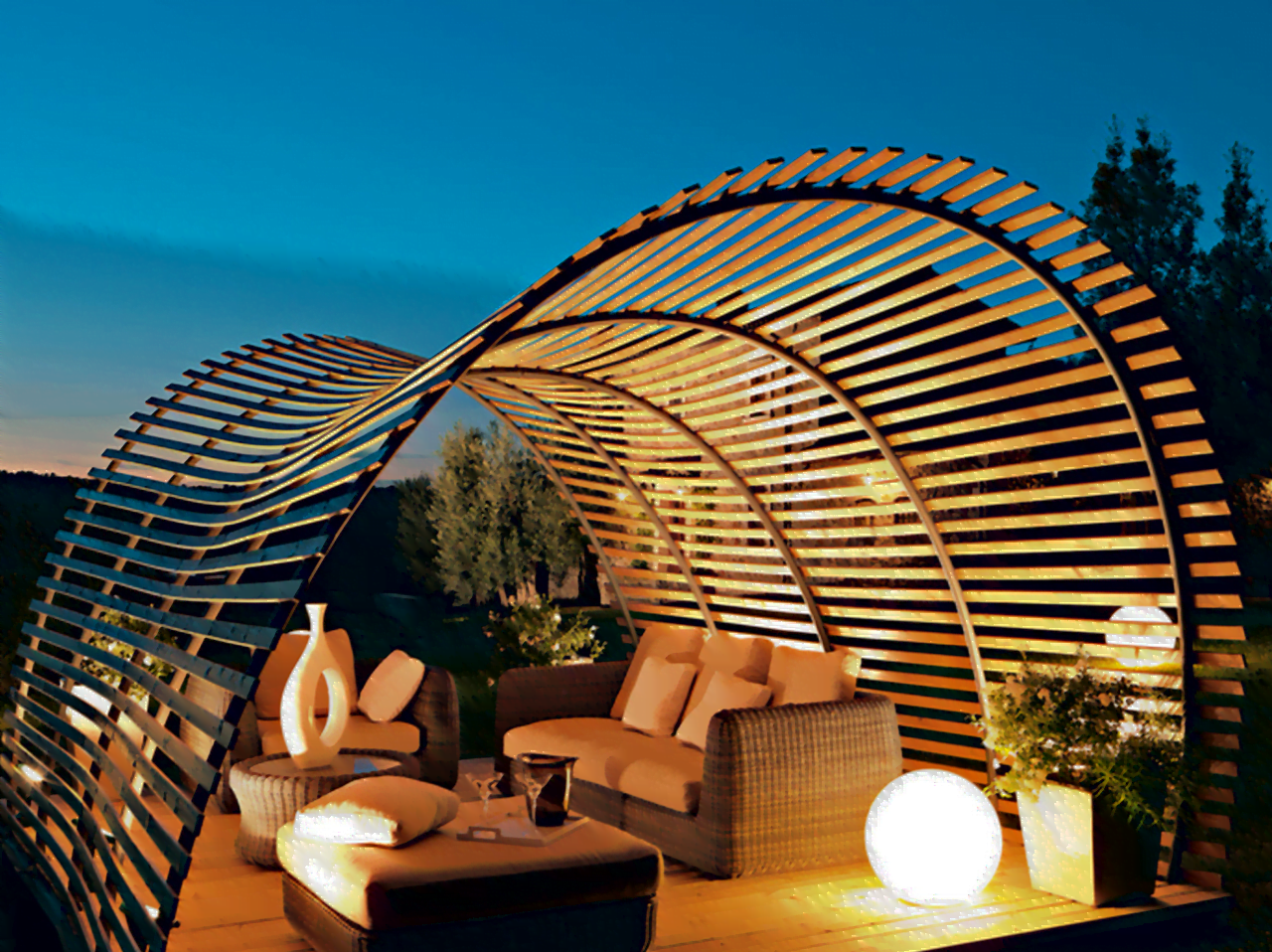 Perfectly Curved Pergola