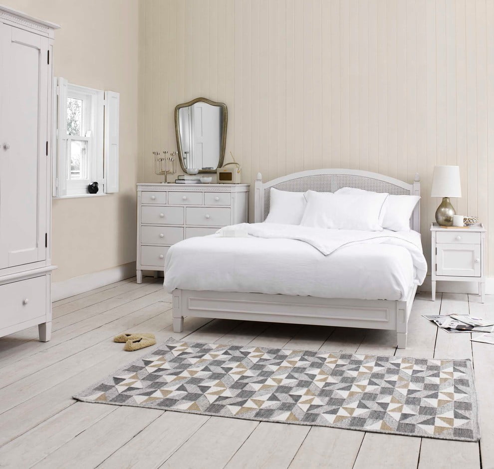 26 Simplicity Is Key White Bedroom Design Homebnc 