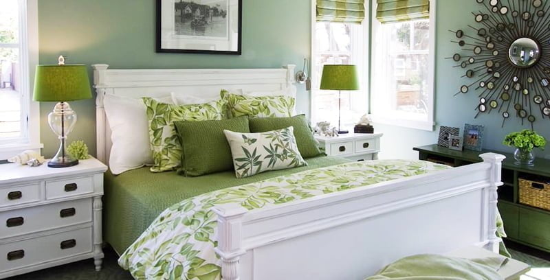 50 Best Bedrooms With White Furniture, What Color Dresser Goes With Light Grey Bedroom