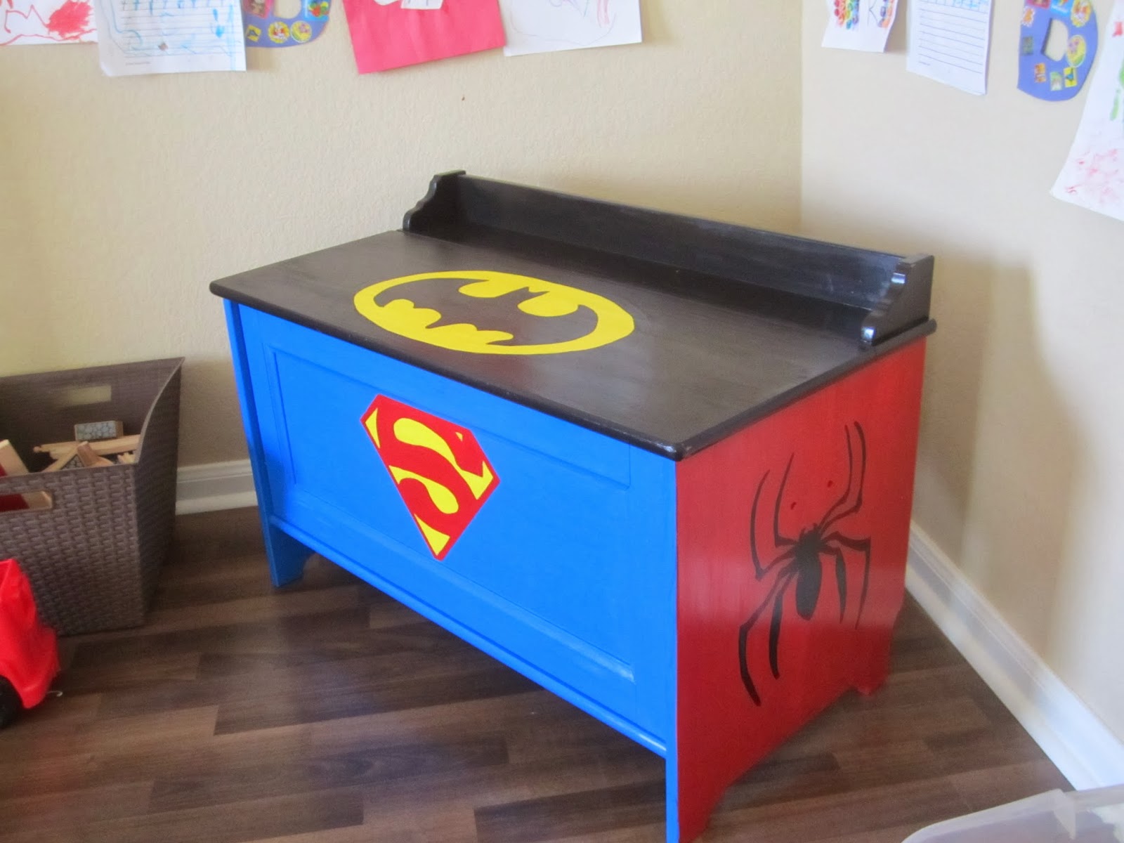 spiderman storage and toy box