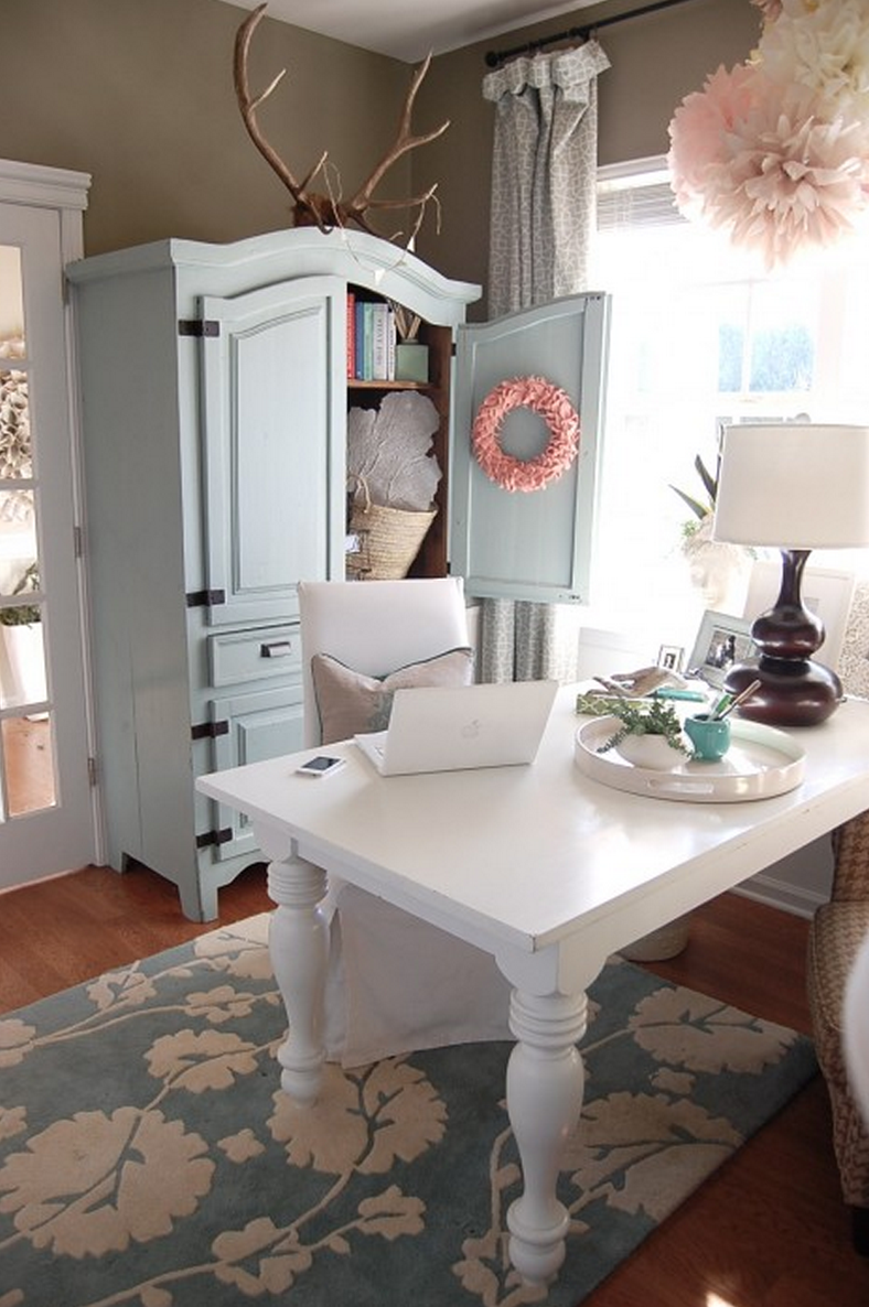 Shabby Chic Craft Room Ideas / Inexpensive Shabby Chic Craft Table Ideas 12 - DecoRelated : Top 5 shabby chic decorating tips.