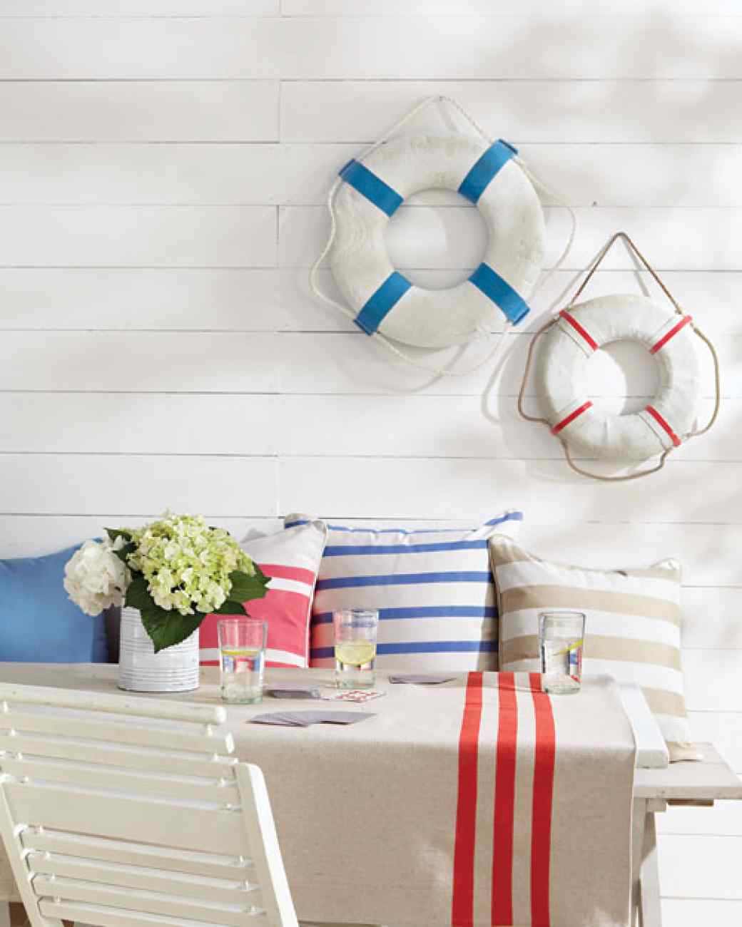 Beach inspired breakfast room summer house ideas