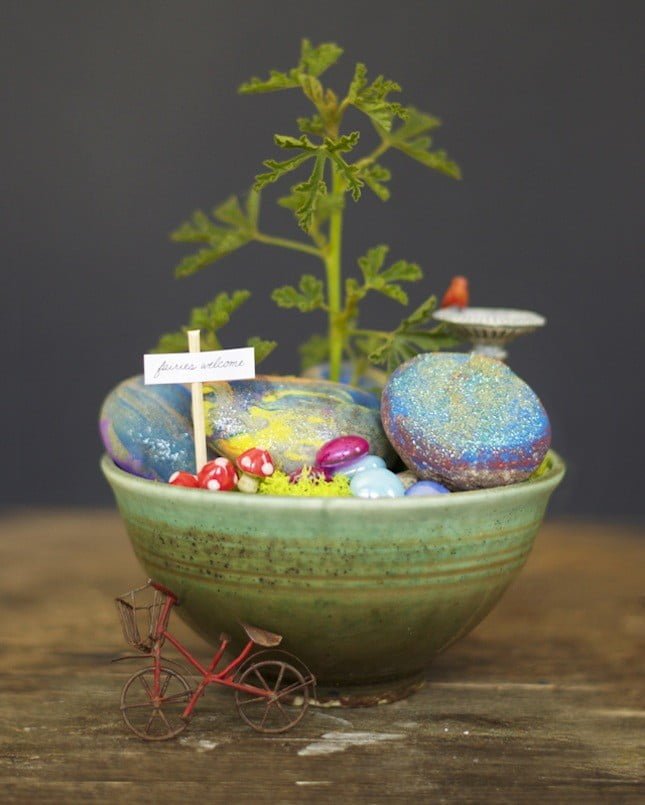 Fairy Garden Ideas: Simplicity place miniature garden ideas