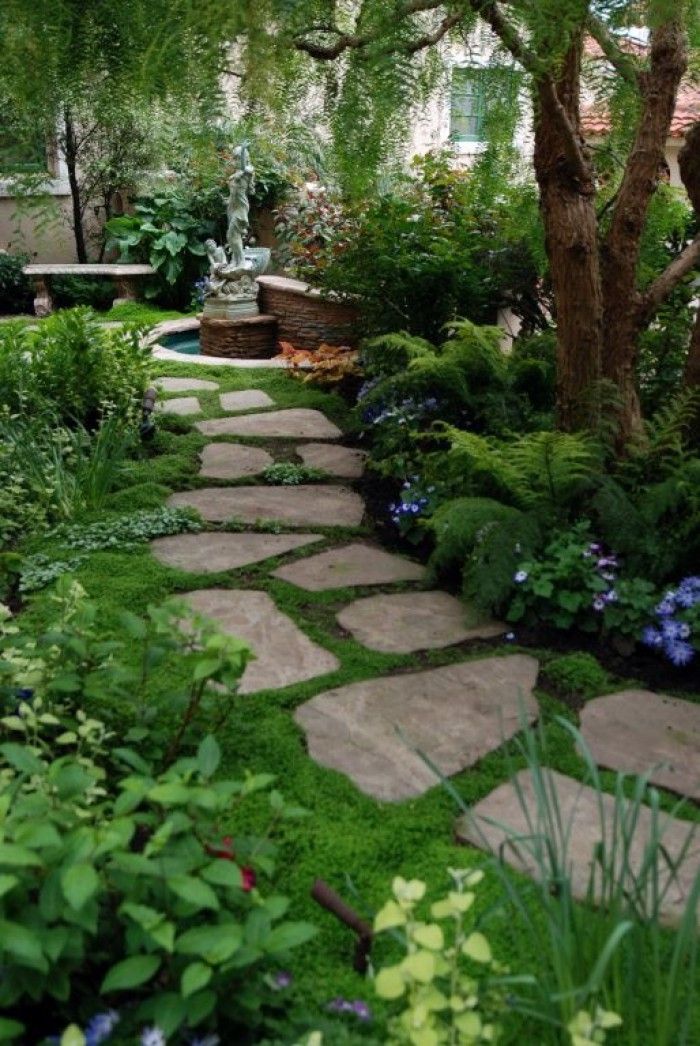 18 Amazing Stepping Stone Ideas for your Garden