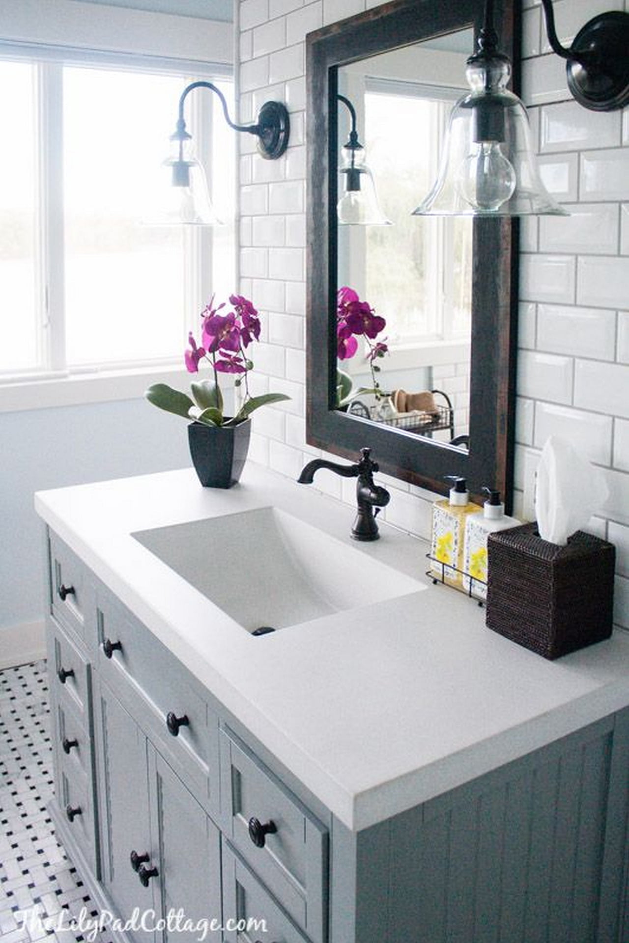 50 Best Bathroom Decor Ideas And Designs That Are Trendy In 2020