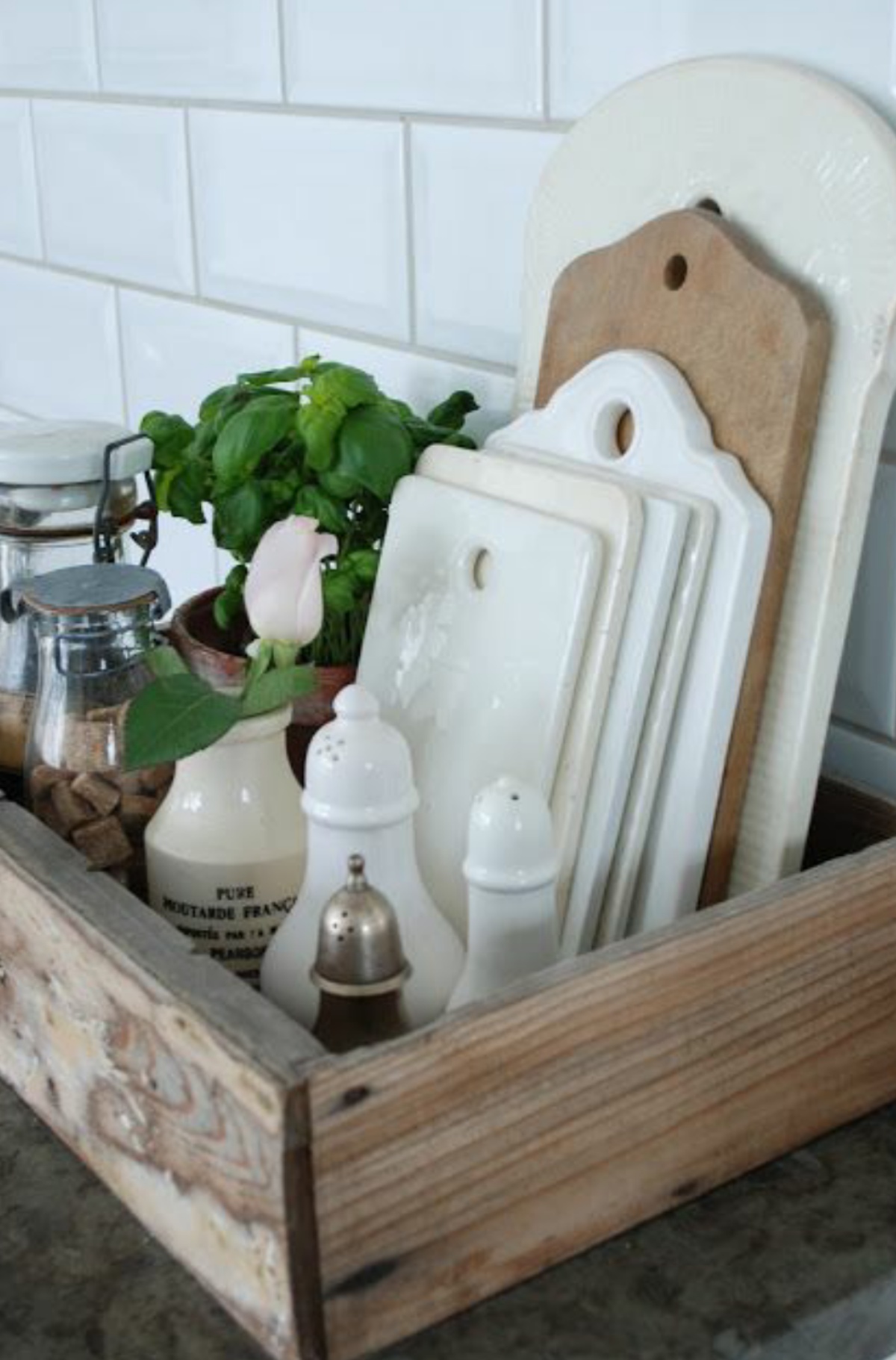 Make a Wooden Box For Cutting Boards and Other Necessities