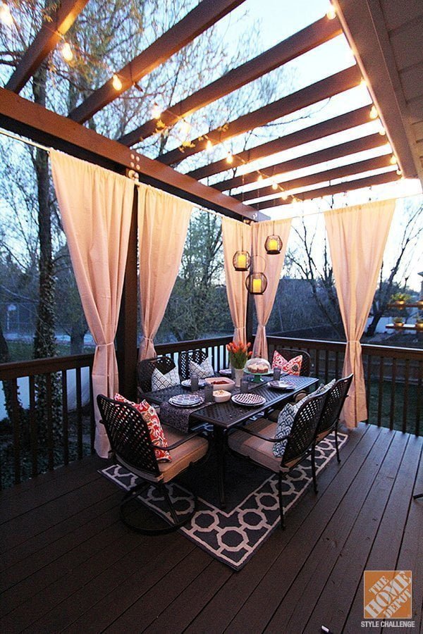 A Hint of The Middle-east Makes for an Irresistible Outdoor Setting