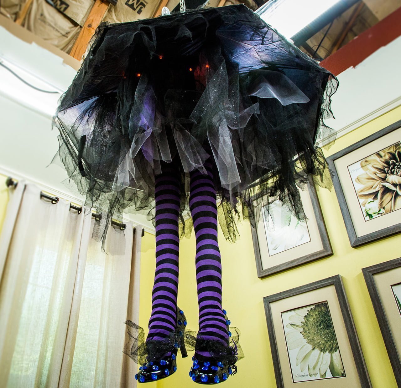 50 Best Indoor Halloween Decoration Ideas For 2020