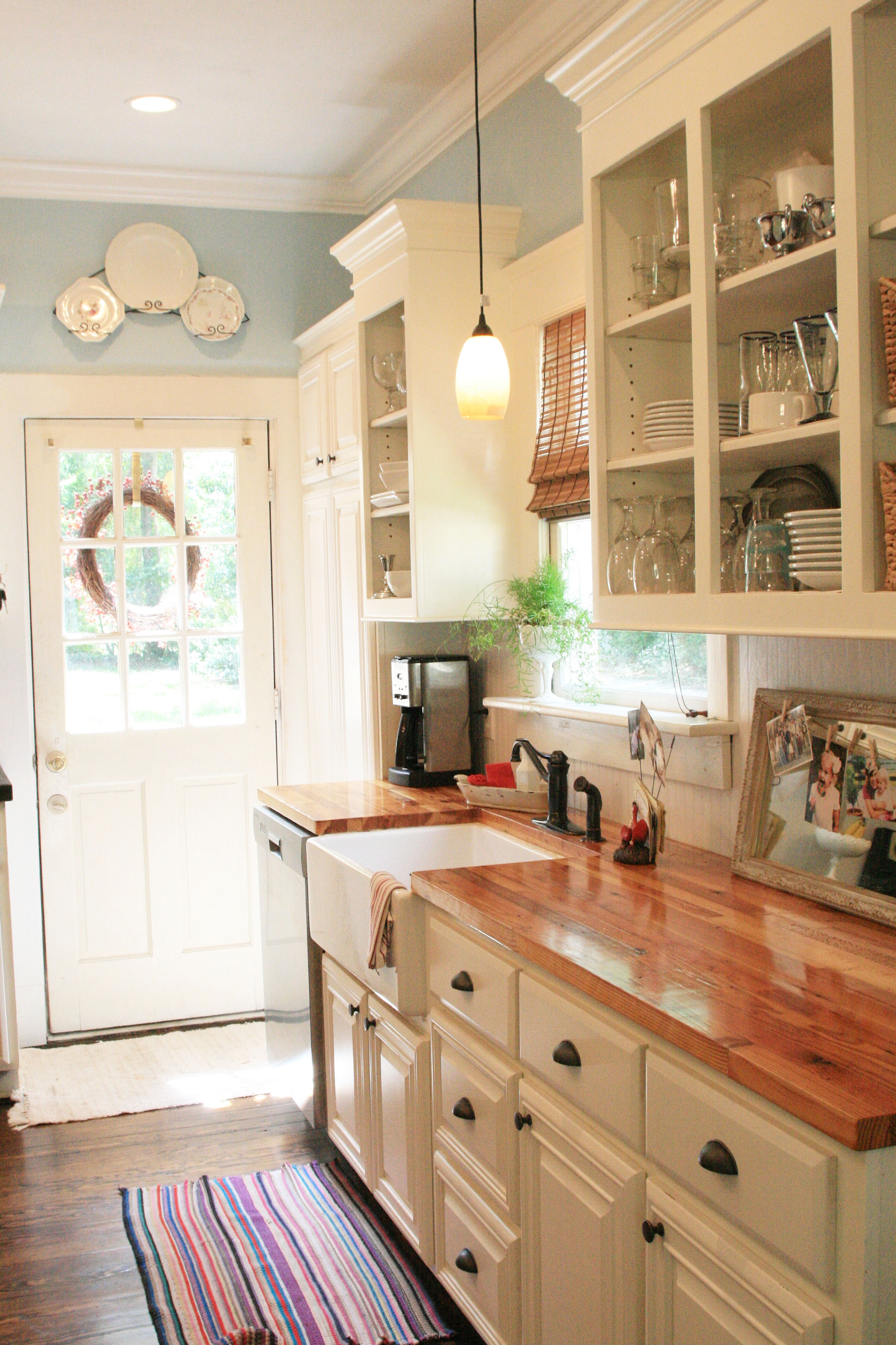 Country White Kitchen Ideas