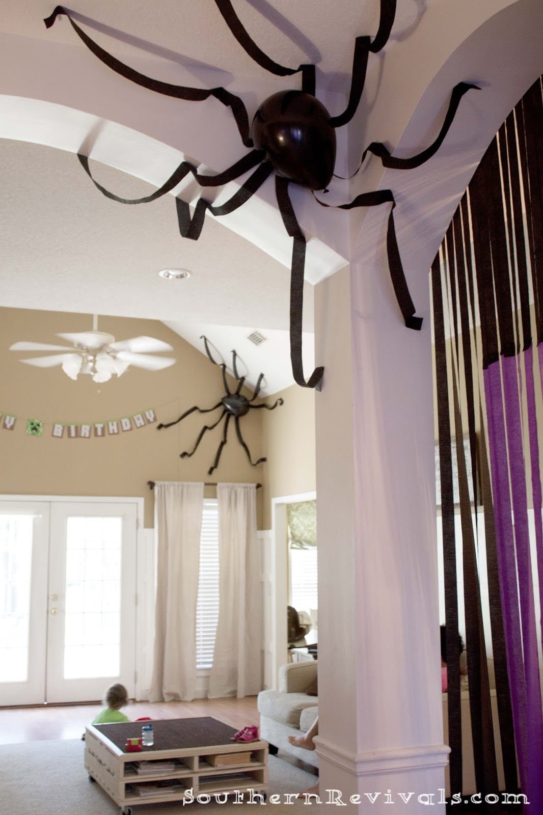 indoor halloween decorations