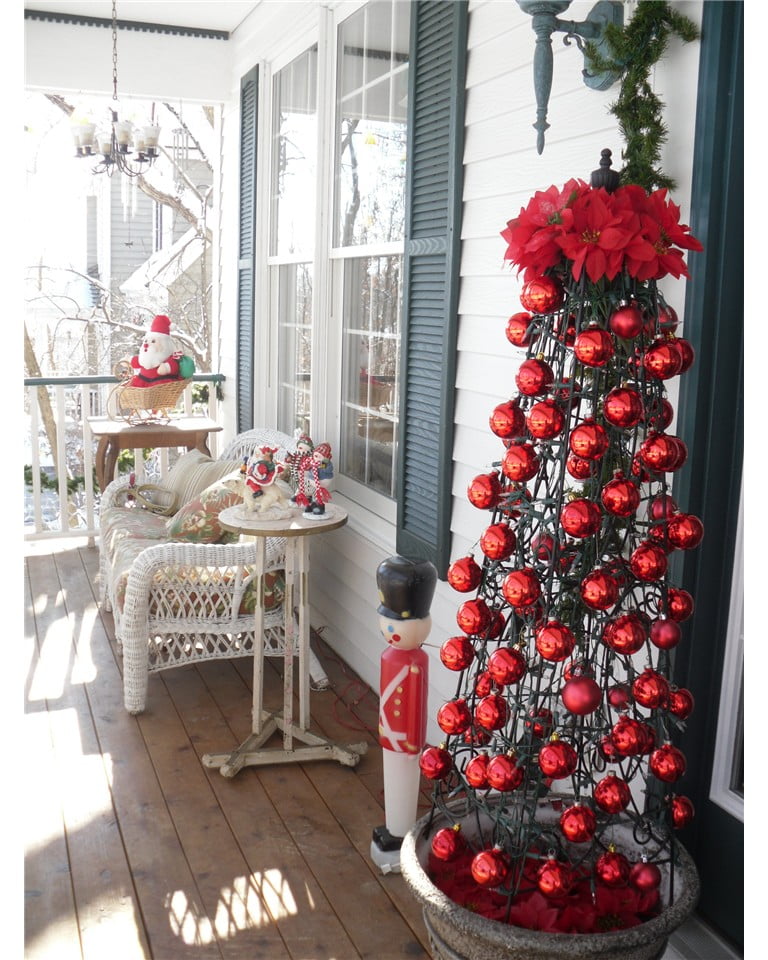 50+ Best Christmas Porch Decoration Ideas For 2022