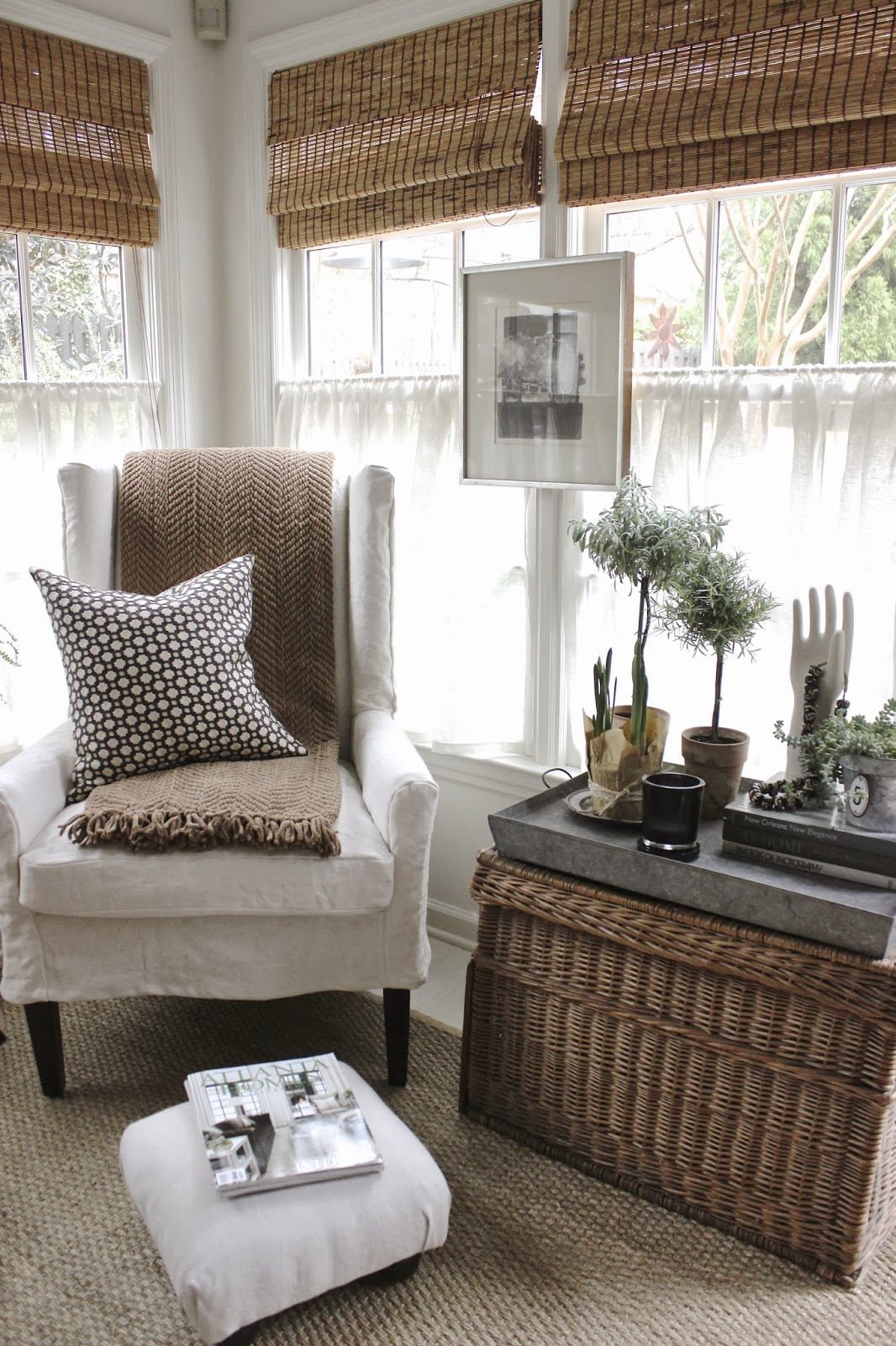 The Neutral Nook with a Touch of Zen