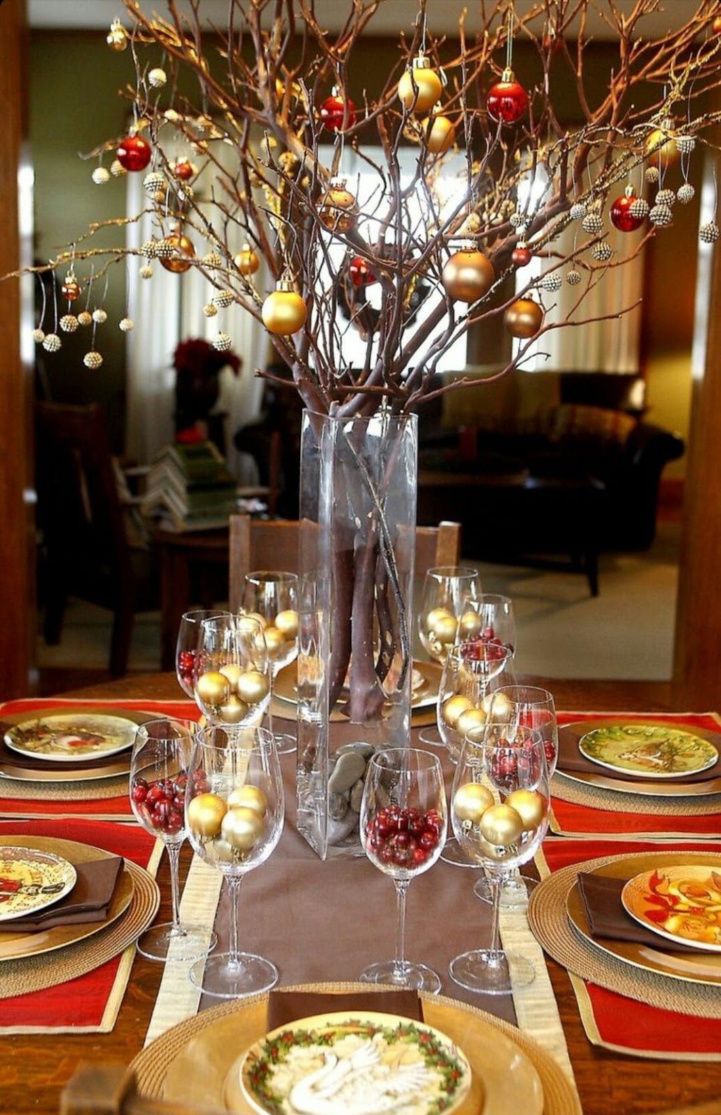 Creatice Christmas Table Decor for Simple Design