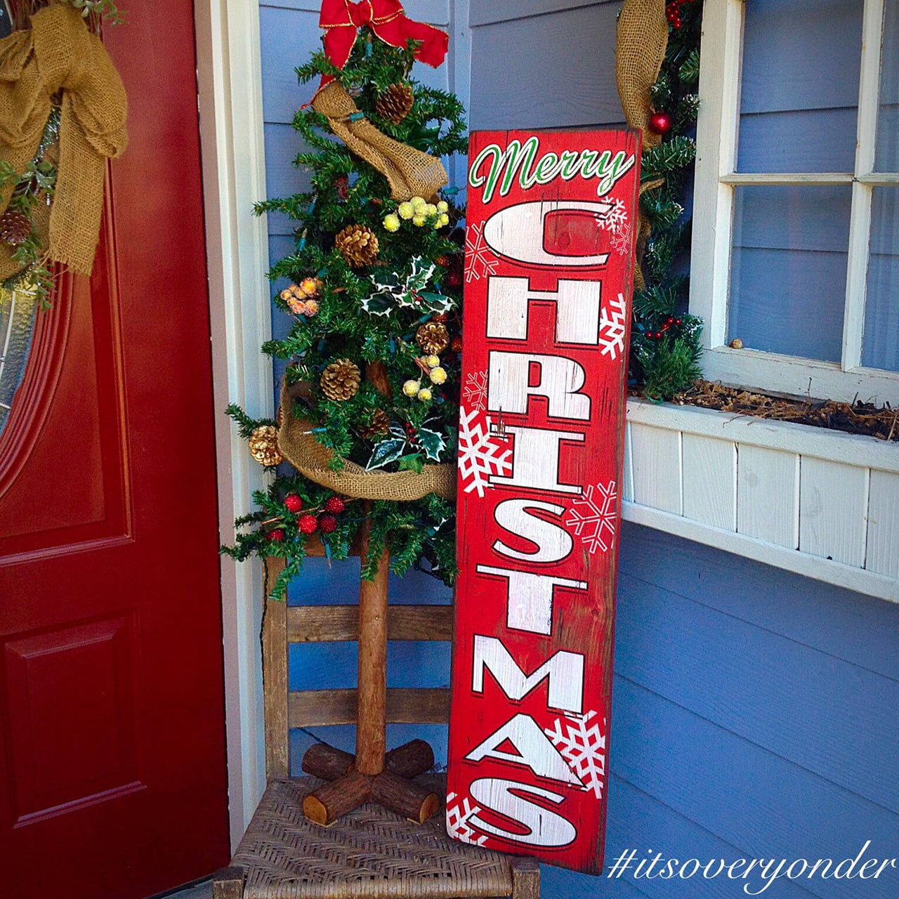 50+ Best Christmas Porch Decoration Ideas For 2022