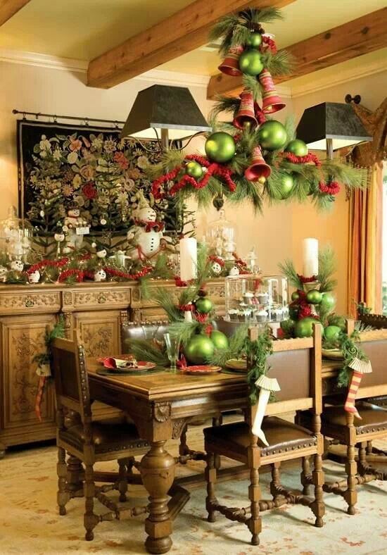 50 Best DIY Christmas Table Decoration Ideas for 2022