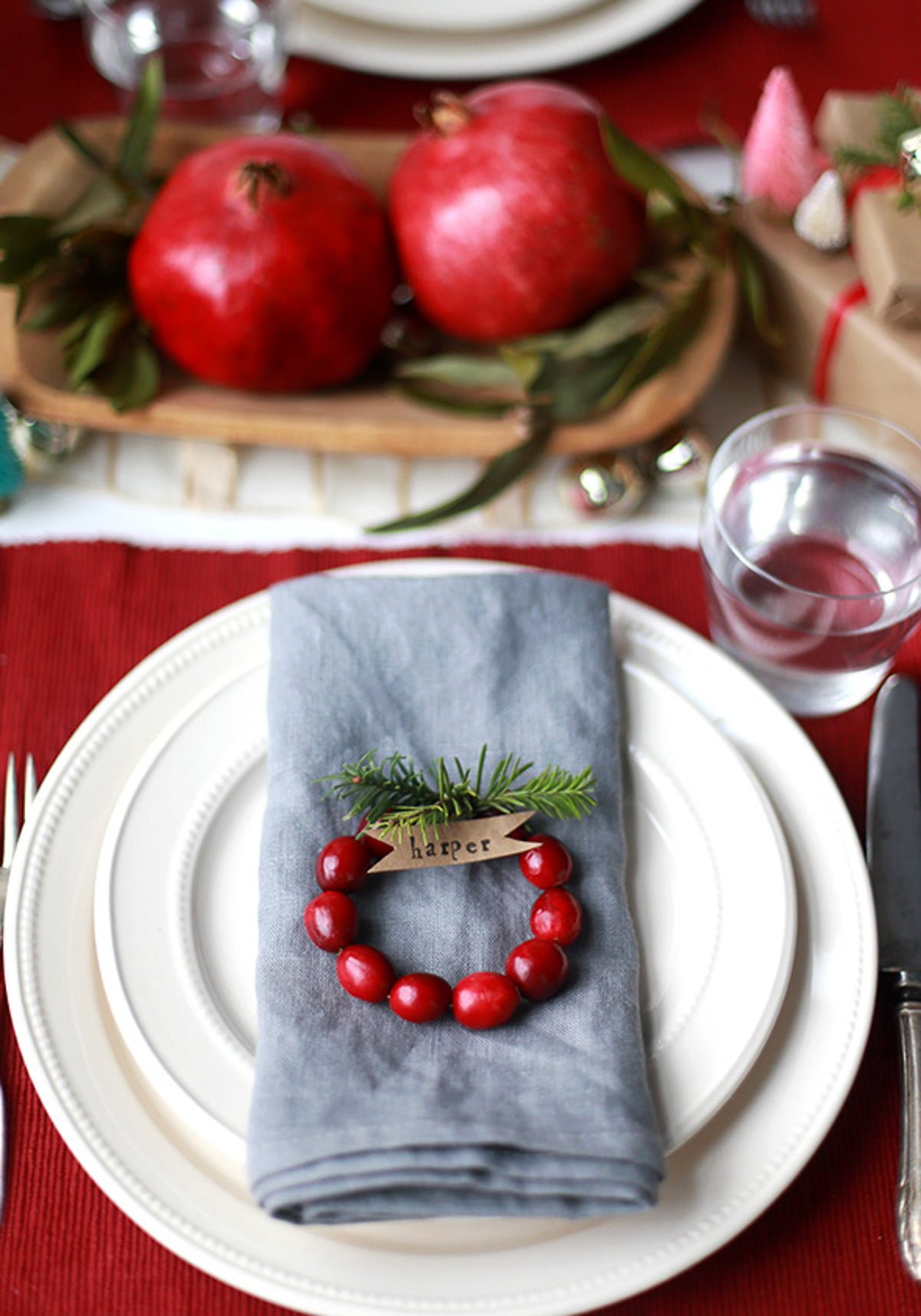 50 Best DIY Christmas Table Decoration Ideas for 2020