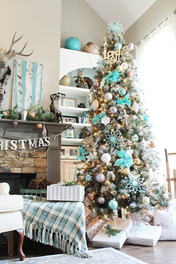 The 50 Best and Most Inspiring Christmas Tree Decoration Ideas for 2021