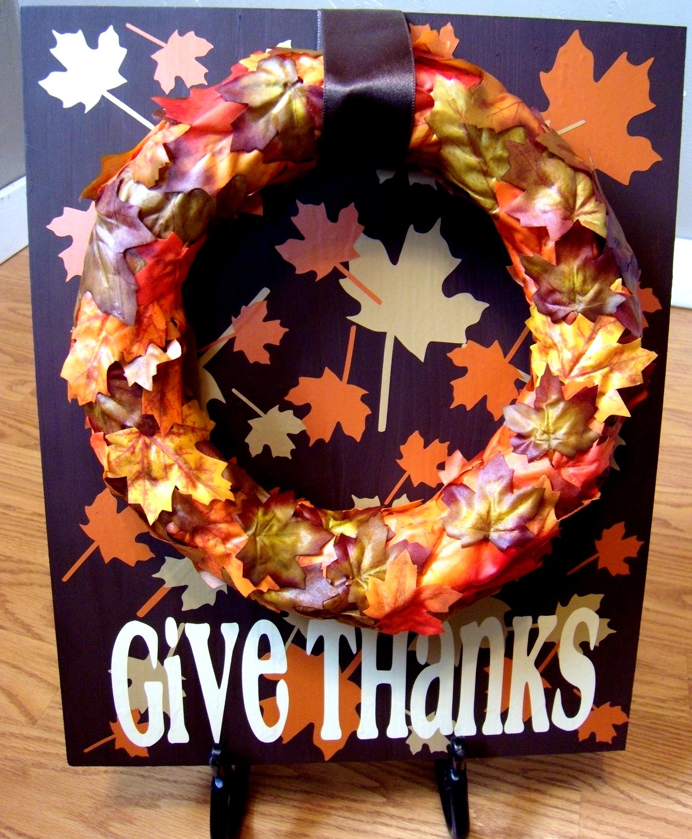 “Give Thanks” Sign with Easy Faux Foliage Wreath