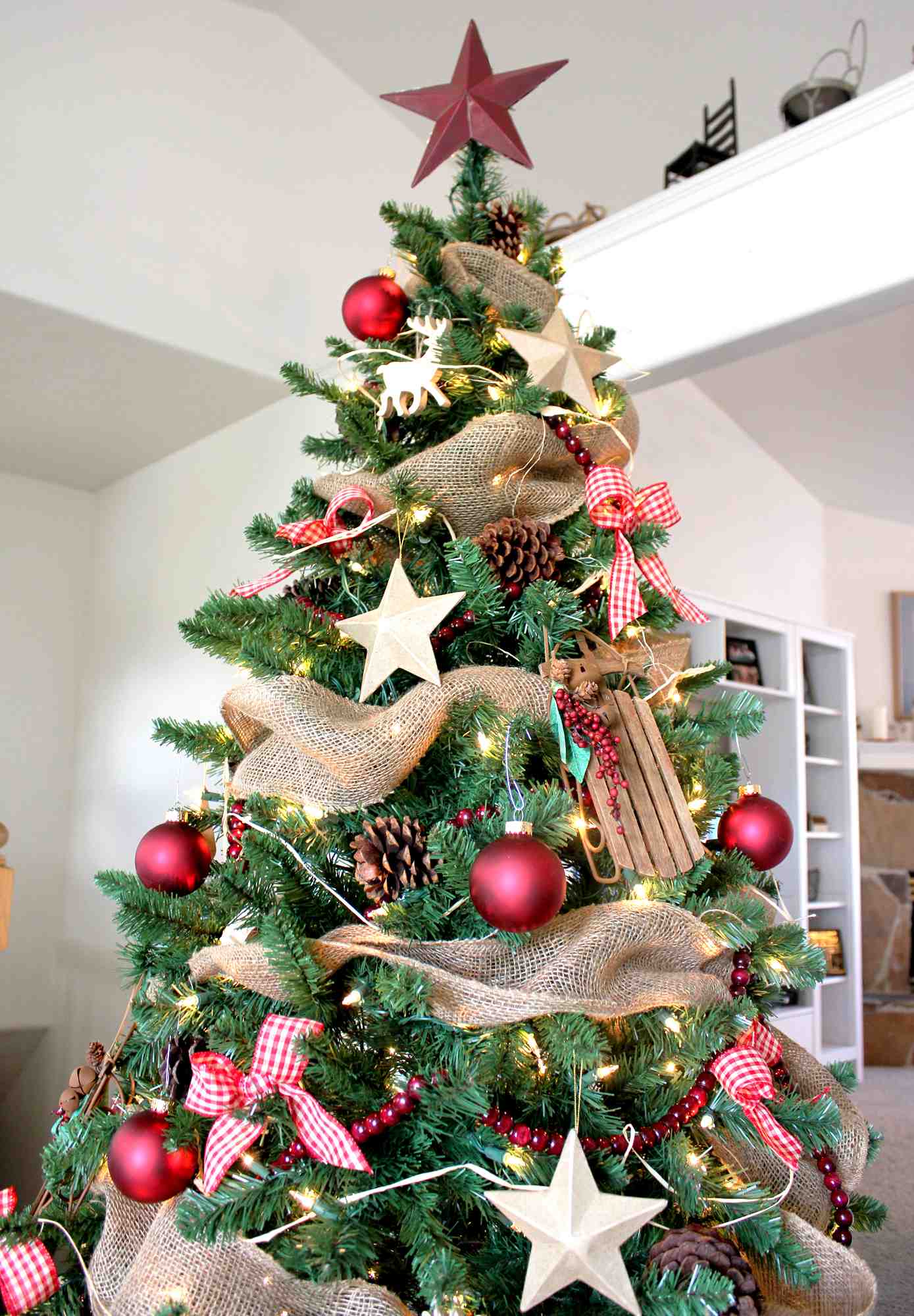 The 50 Best And Most Inspiring Christmas Tree Decoration Ideas For 2021