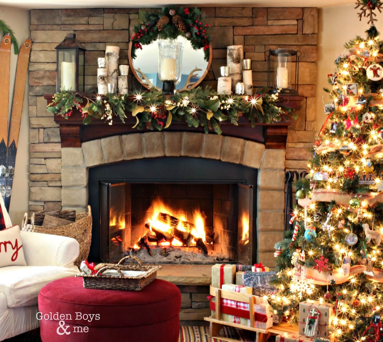 32 Best Christmas Mantel Decoration Ideas And Designs For 2020