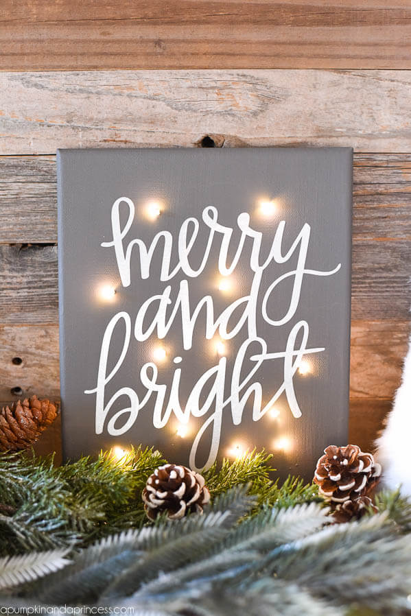 Festive Light-Up Canvas Illuminates the Holidays