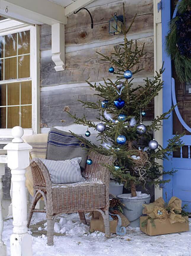 22 Best Outdoor Christmas Tree Decorations and Designs for ...