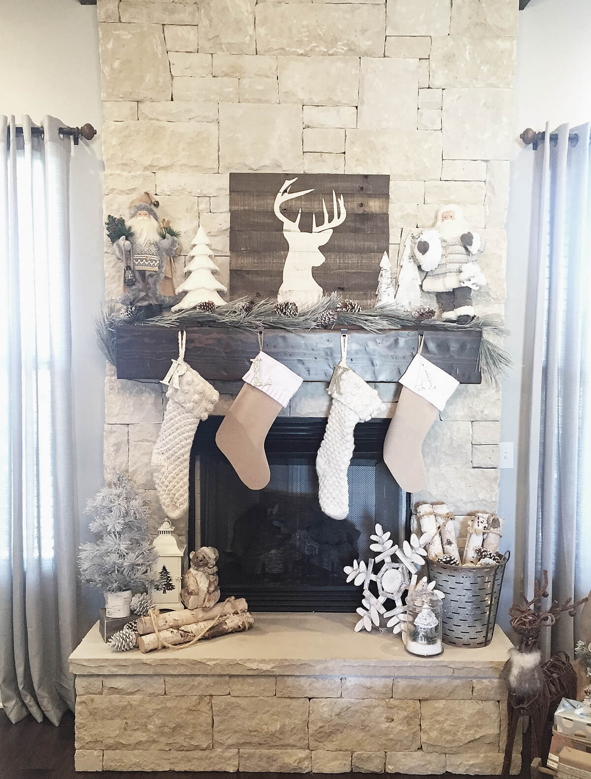Mismatched Neutrals Create a Rustic Display