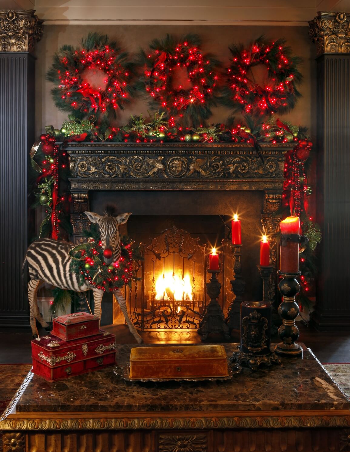 32 Best Christmas Mantel Decoration Ideas and Designs for 2021