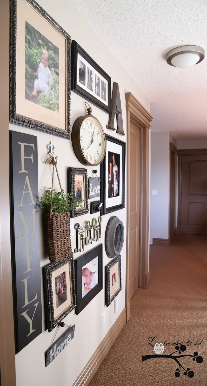 Integrate Different Elements in Your Hallway Gallery