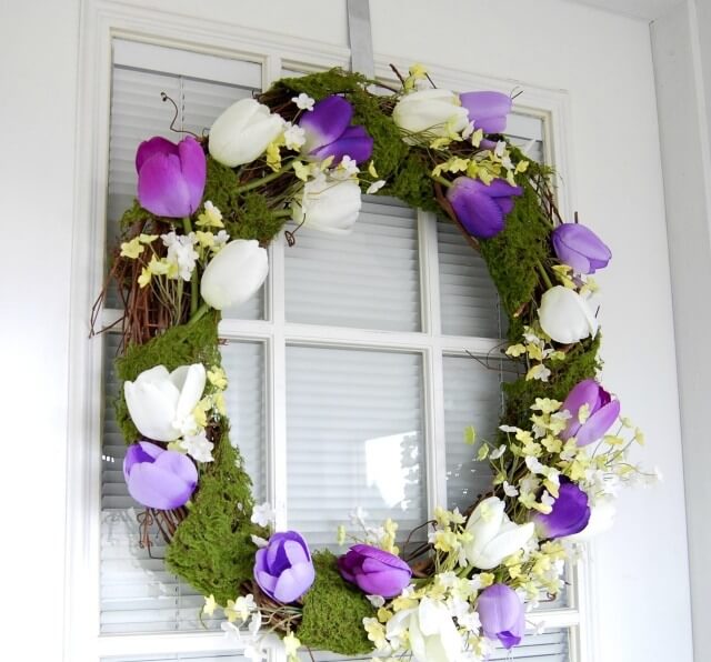 Lovely Moss and Tulip Wreath