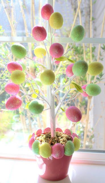 DIY Glittery Easter Egg Tree Decoration