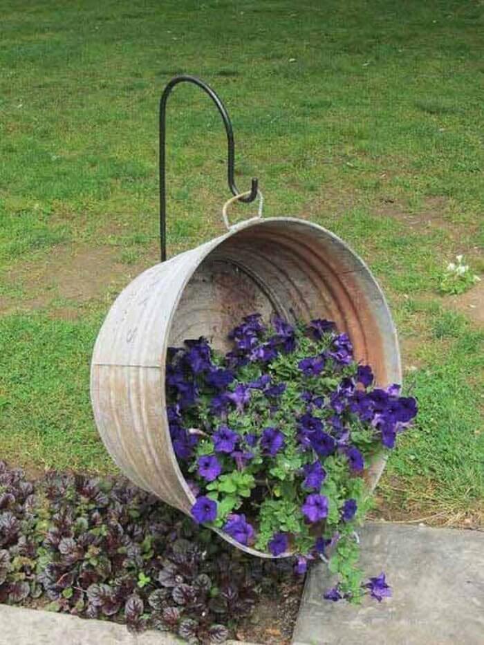 Galvanized Metal Wash Basin Hanging Basket