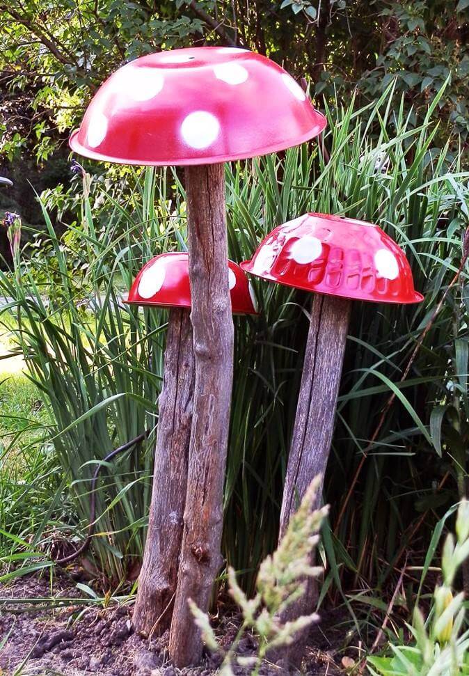 Easy DIY Mushroom Garden Decoration