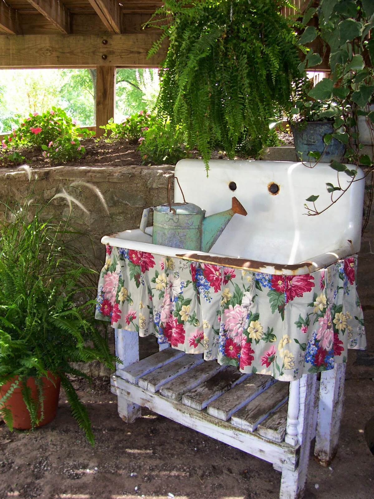 34 Best Vintage Garden Decor Ideas And Designs For 2018