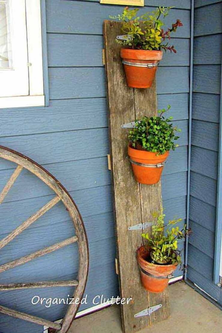 DIY Flower Pot Barn Board Display