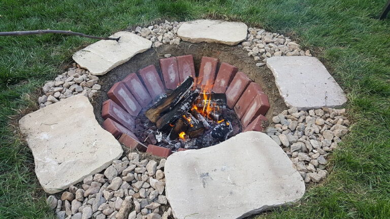 27 Inexpensive DIY Fire Pit Ideas for Your Backyard