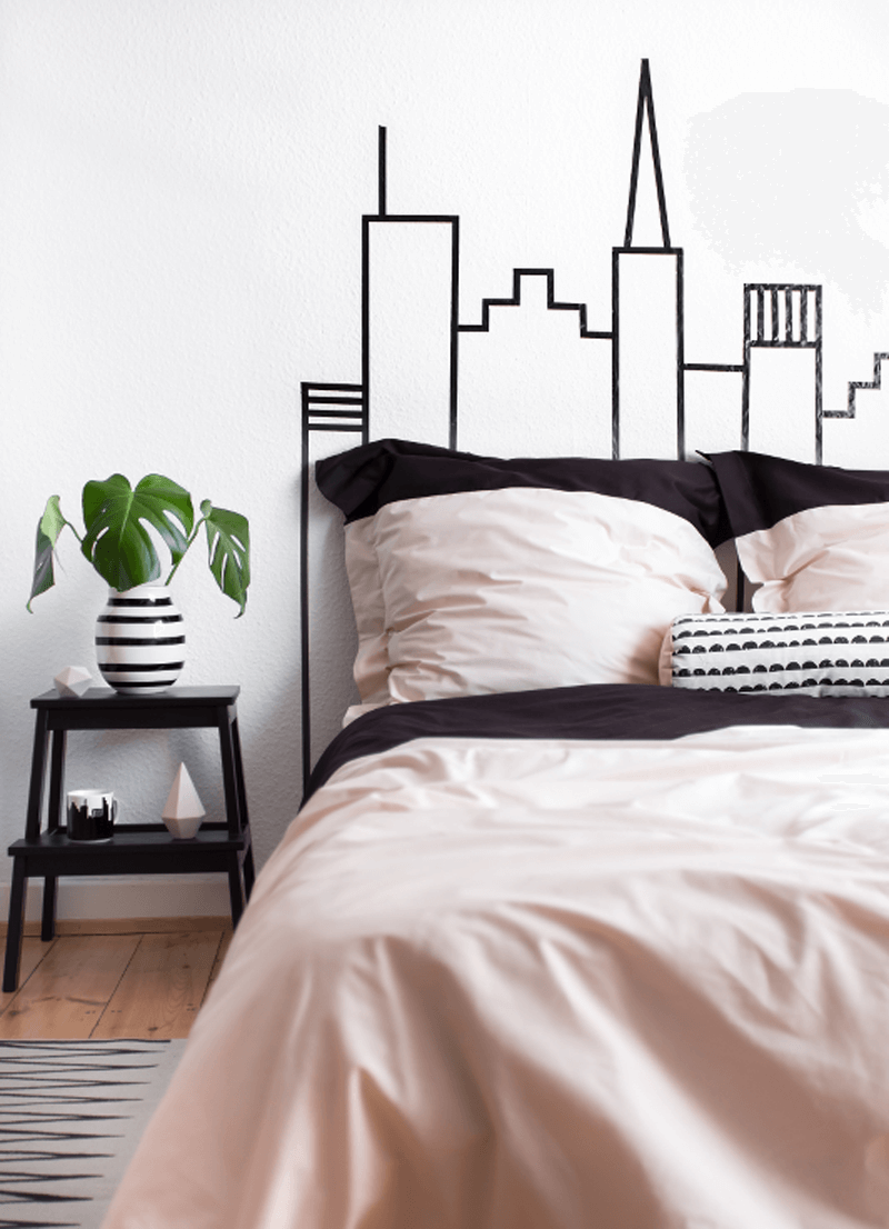 Decoración de la cabecera de la cama con cinta adhesiva Skyline