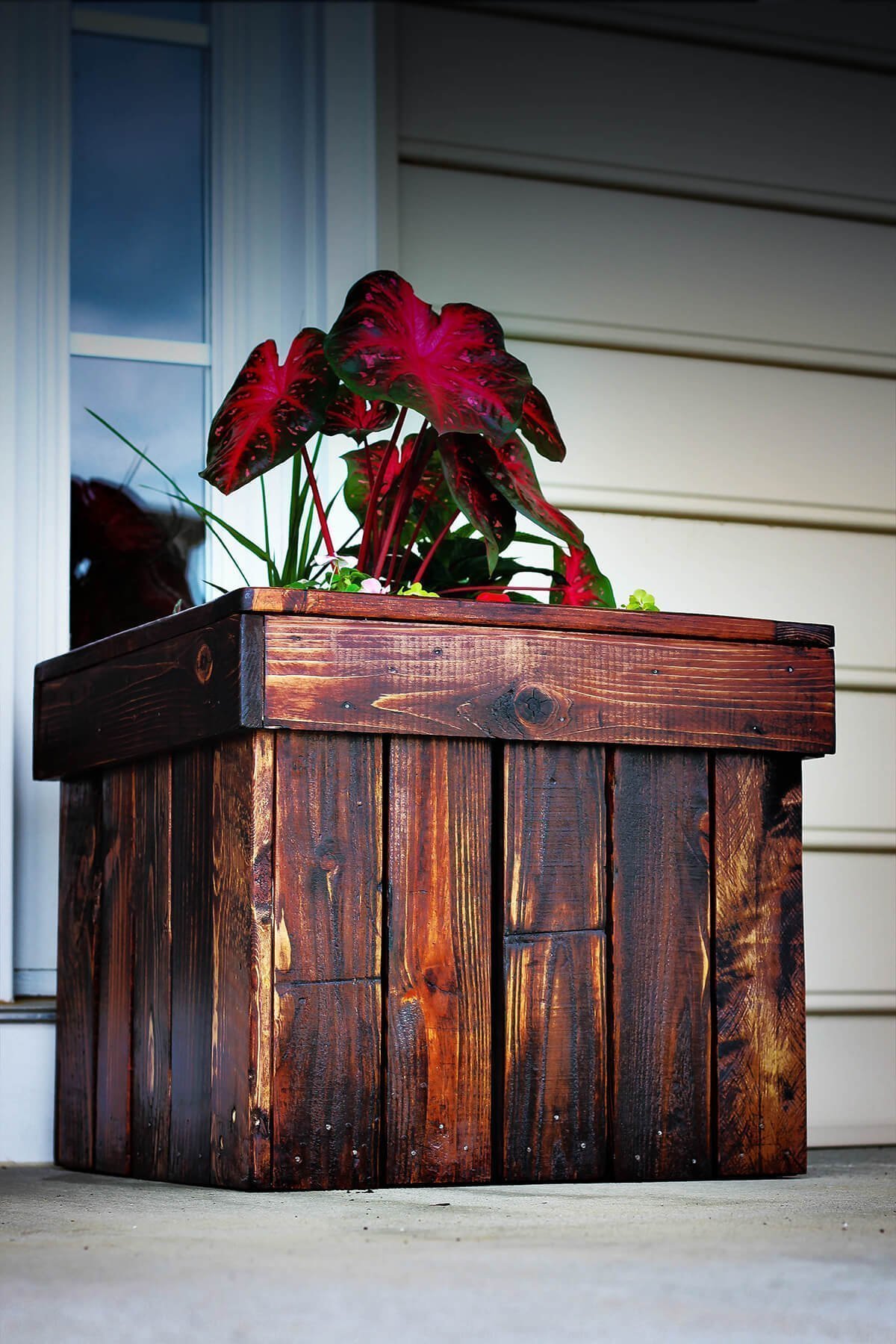 32 Best DIY Pallet and Wood Planter Box Ideas and Designs ...